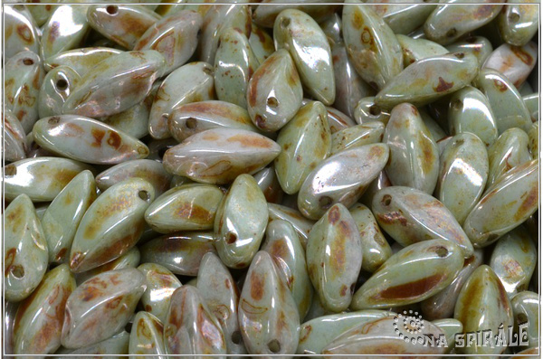 Twist pendant 6x12 mm, Chalk Savannah, 20 ks