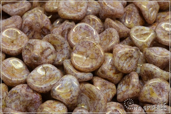 Kytiky - denivky, Daylily 10x8 mm, Chalk Senegal Brown Purple, 10 ks