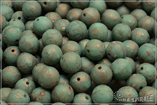 Kuliky 8 mm, Etched Opaque Green Turquoise Bronze Wash, 16 ks