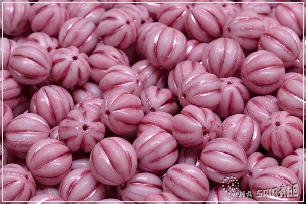 Meloun - melon bead 8 mm, pink+chalk, pink wash, 12 ks