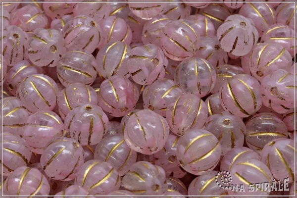 Meloun - melon bead 8 mm, pink+crystal gold wash, 12 ks