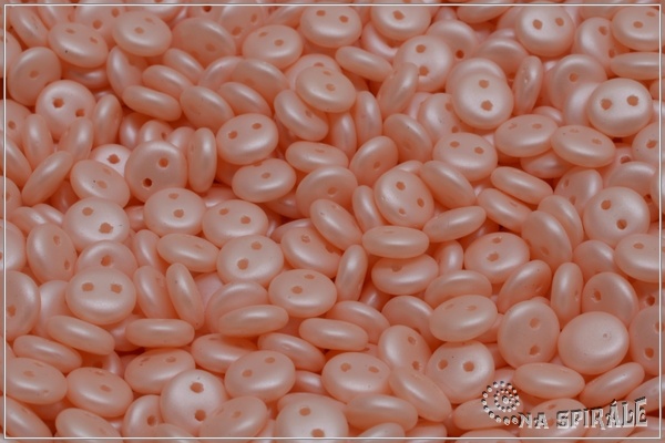 oka dvoudrkov 6 mm, Powdery Peach, 50 ks