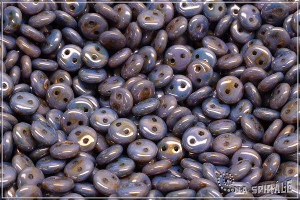 oka dvoudrkov 6 mm, Chalk Vintage Hortensia, 50 ks