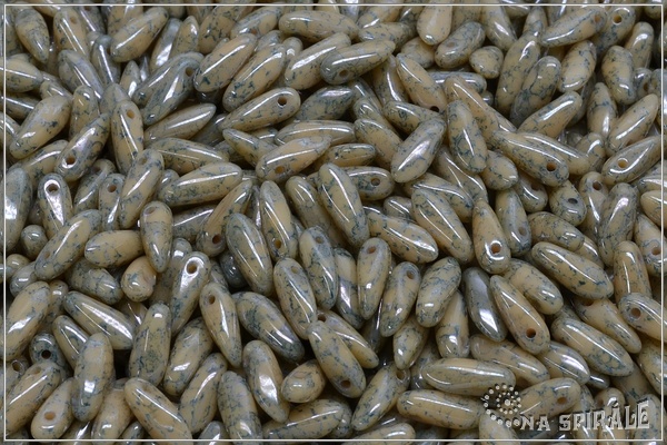 Jazky 8x2,5 mm, Opaque Beige - Isabela Blue Luster, 5 g