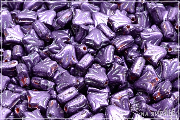 Lily - Lilie, 9x9 mm, Chalk-Red Bicolor Metallics Purple, 12  ks
