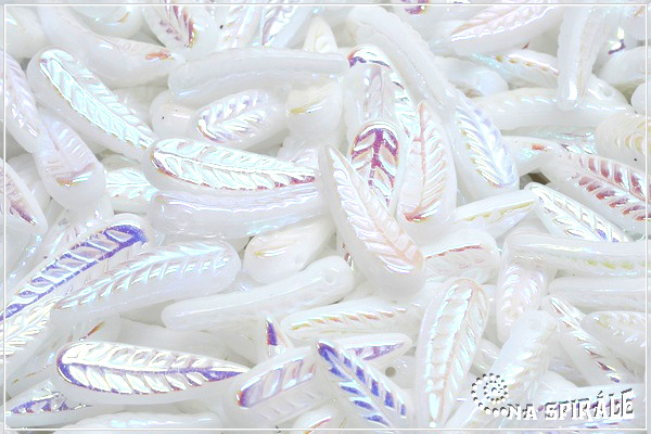Peka 5x17 mm, Chalk White AB Full, 12 ks