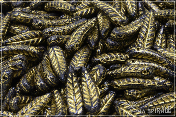 Peka 5x17 mm, Jet Gold Wash - ern zlat ztr, 12 ks