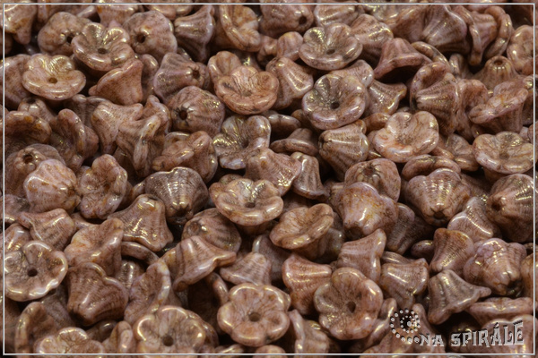 Kytiky - kalky 7x5 mm, Chalk Senegal Purple Dark, 25 ks