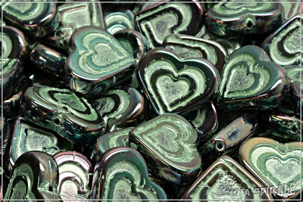 Vintage Heart in Heart 14x16 mm, Jet Apricot Full Pastel Green Wash, 3 ks