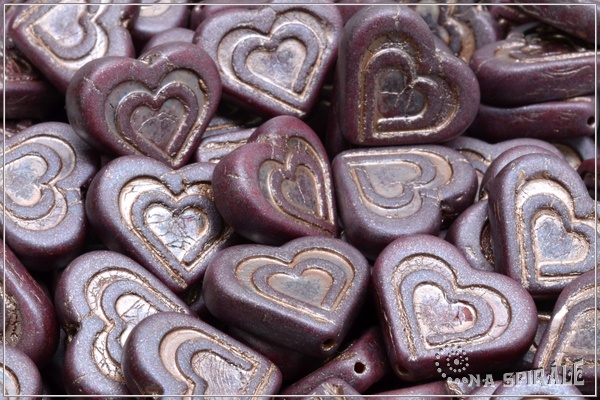 Vintage Heart in Heart 14x16 mm, Opaque Red Matted Taupe Wash, 3 ks