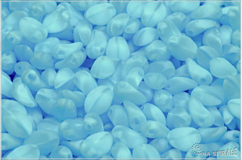 Tulip Petal 6x8 mm - Sky Blue Silk Etched, 12 ks