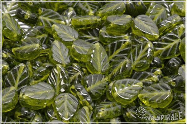 List mtov 10x8 mm - Transparent Olivine, 20 ks