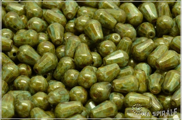 Firepolished Drop - kapka brouen 8x6 mm, Chalk Herbs&Spices Cardamom, 12 ks