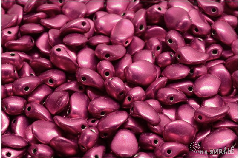 Tulip Petal 6x8 mm - Metallics Punch, 30 ks
