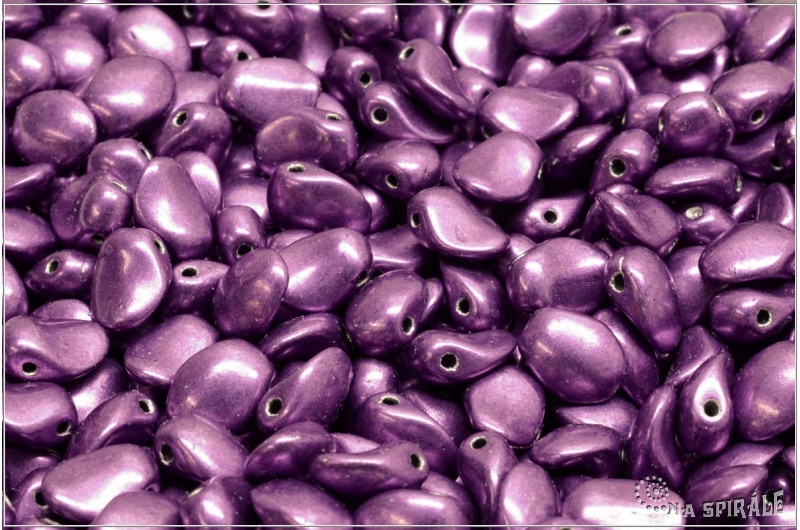 Tulip Petal 6x8 mm - Metallics Light Purple, 30 ks