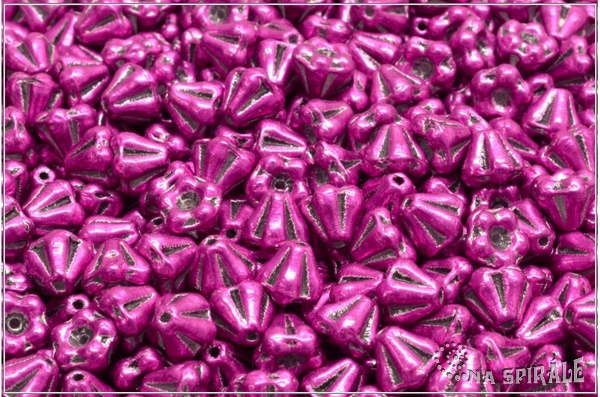 Kytiky - Zvoneky, 6x4 mm, Metallics Fuchsia, 25 ks
