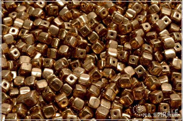 Cube beads - kostiky 4 mm, Crystal Gold, 50 ks