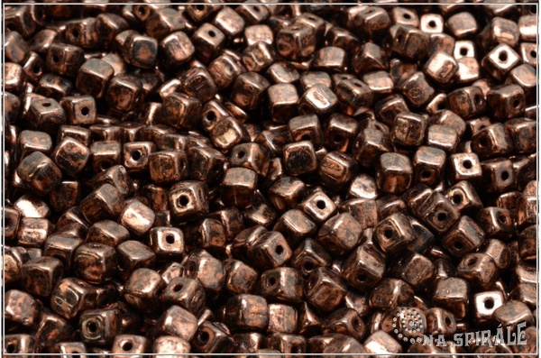 Cube beads - kostiky 4 mm, Jet Stained Metallic Copper, 50 ks