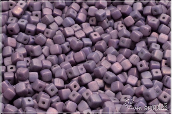 Cube beads - kostiky 4 mm, Chalk Matted Antique Blueberry, 50 ks