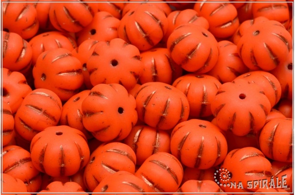 Dn - Pumpkin 8x11 mm, opaque dark orange mat copper wash, 5 ks