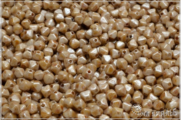 Lucerny 4x4 mm, Chalk Herbs&Spices Caraway, 100 ks