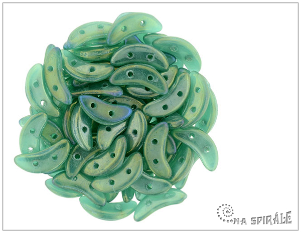CzechMates Crescent, Sueded Gold Atlantis Green, 30 ks