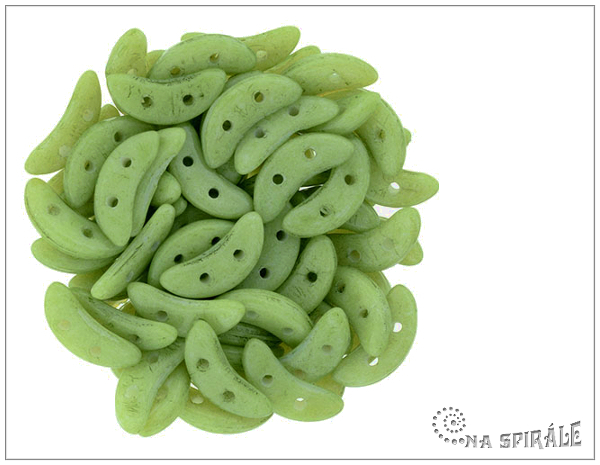 CzechMates Crescent, Opaque Green Flash, 30 ks