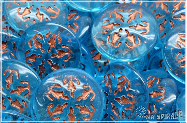 Kaboon vloka 21 mm - Transparent Aquamarine Copper Wash, 1 ks