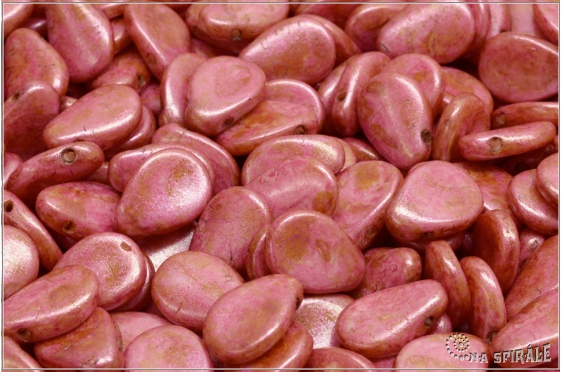 Anemone Petal 8x11 mm - Chalk Herbs&Spices Chilli, 12 ks