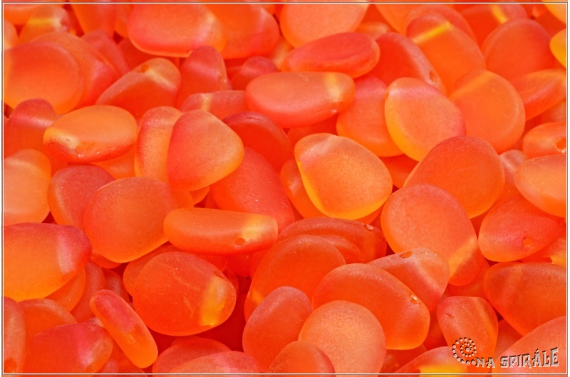 Anemone Petal 8x11 mm - Crystal Mat Orange Bicolor, 12 ks
