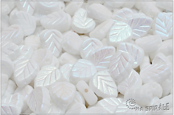 List mtov 10x8 mm - Chalk Matted AB Full, 20 ks