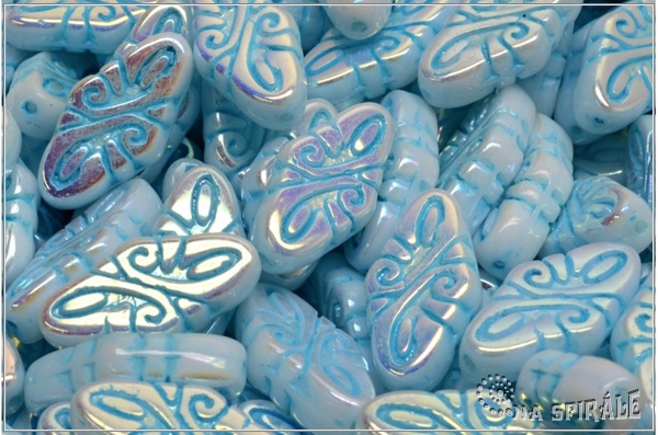 Arabeska-Arabesque, 19x9 mm, Chalk AB Full Light Blue Wash, 4 ks