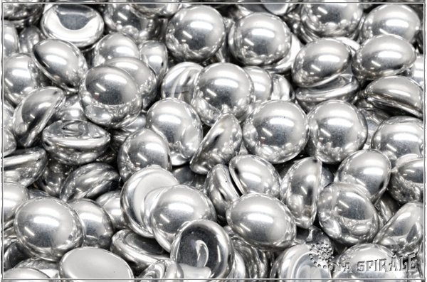 Kaboon kulat 10 mm - Crystal Labrador Full, 2 ks
