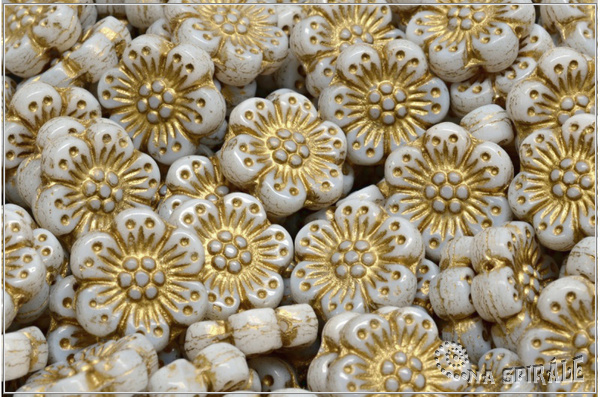 Boho Flower, 14 mm, Chalk Gold Wash, 4ks