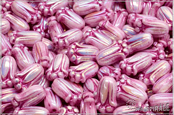 Tulipn - Tulip Bud, 12x8 mm, Chalk AB Full Pink Wash, 12 ks