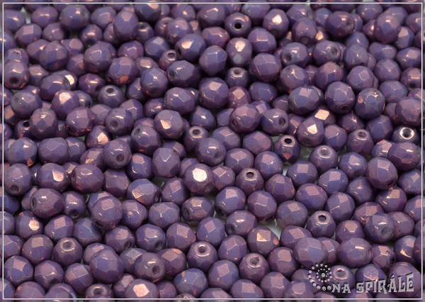 Ohovky 4 mm, Chalk Antique Blueberry, 50 ks