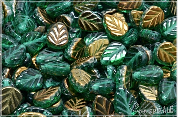 List mtov 10x8 mm - Transparent Emerald Valentinite, 20 ks
