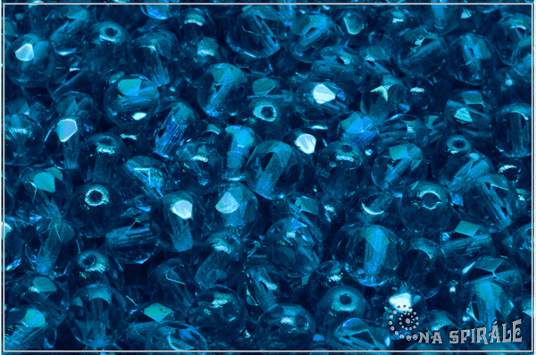 Ohovky 6 mm, Transparent Capri Blue, 20 ks