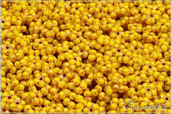 Kyti�ky - pomn�nky 5 mm, Opaque Yellow Light Copper Wash, 50 ks