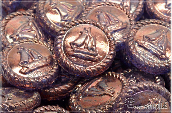 Medailonek s lod - Boat Medallion, 20x20 mm, Crystal Bronze, 1 ks