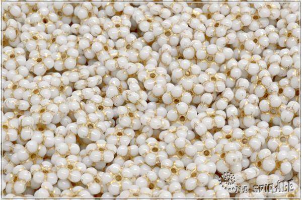 Kytiky - pomnnky 5 mm, Chalk Gold Wash, 50 ks