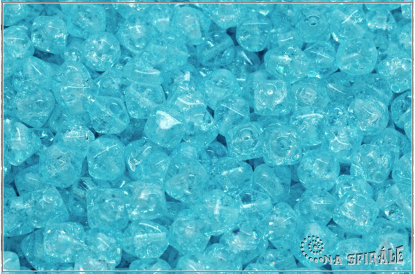 Lucerny 6 mm, Crystal Crackle Ethereal Sky Blue, 20 ks