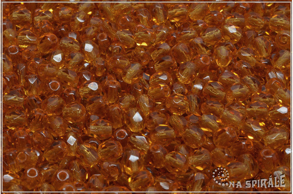 Ohovky 4 mm, Transparent Medium Topaz, 50 ks