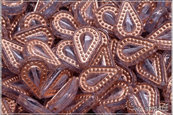 Filigree Tear Drop, 14x10 mm, Transparent Light Sapphire Light Copper Wash, 6 ks