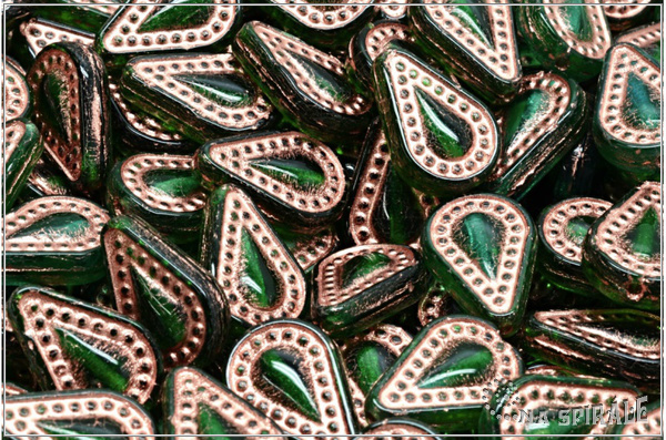 Filigree Tear Drop, 14x10 mm, Transparent Emerald Green Light Copper Wash, 6 ks