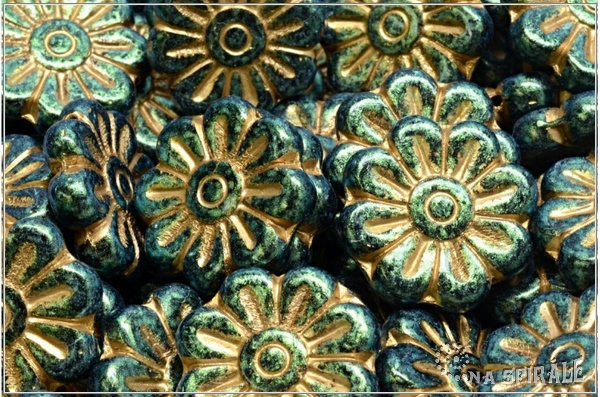 Kopretina - Daisy Flower, 18 mm, Jet Camo Metallic Green Gold Wash, 1 ks