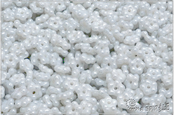 Kytiky - pomnnky 5 mm, Chalk Ethereal Silver, 50 ks