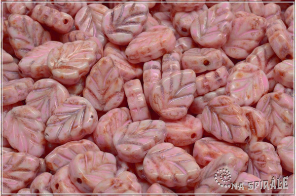 List mtov 10x8 mm - Chalk Pebble Stone Salmon, 20 ks