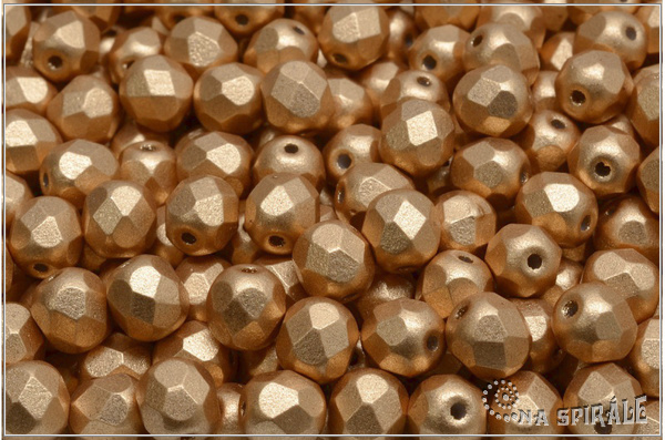 Ohovky 6 mm, Silky Metallic Sand, 20 ks