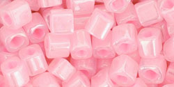 TOHO Cubes 4 mm, Ceylon Innocent Pink, TC-04-145, 10 g